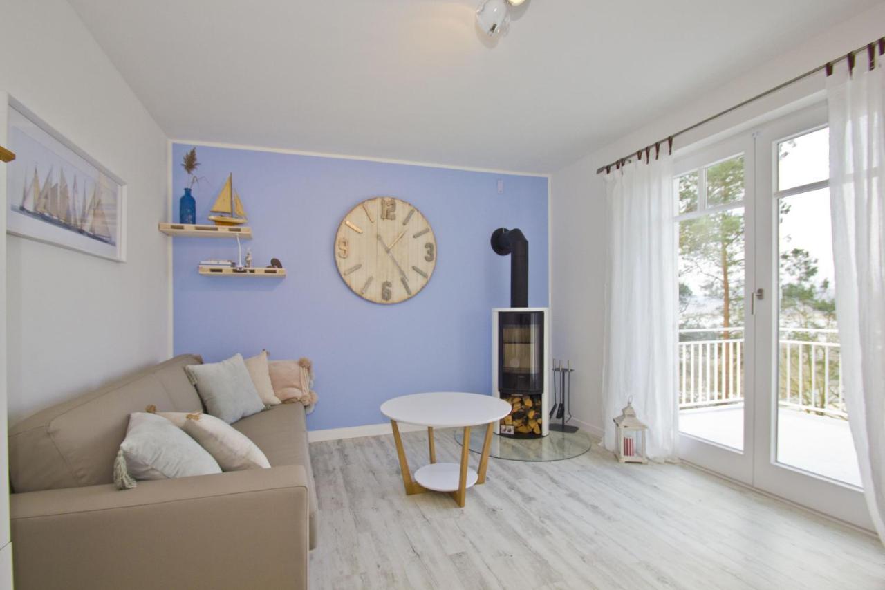 Moderne Ferienwohnung Mit Balkon, Meerblick - Ferienresidenz Zwei Boddenfewo 1-3 Lietzow Esterno foto