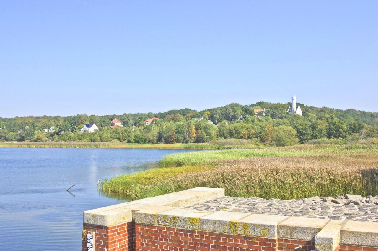Moderne Ferienwohnung Mit Balkon, Meerblick - Ferienresidenz Zwei Boddenfewo 1-3 Lietzow Esterno foto